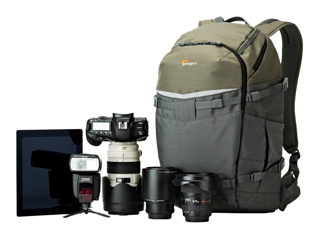 Backpack for camera with lenses and tablet - 10